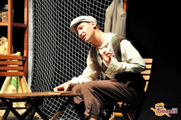 FOTO: V predstavi Kripl so odpirali moralna vprašanja